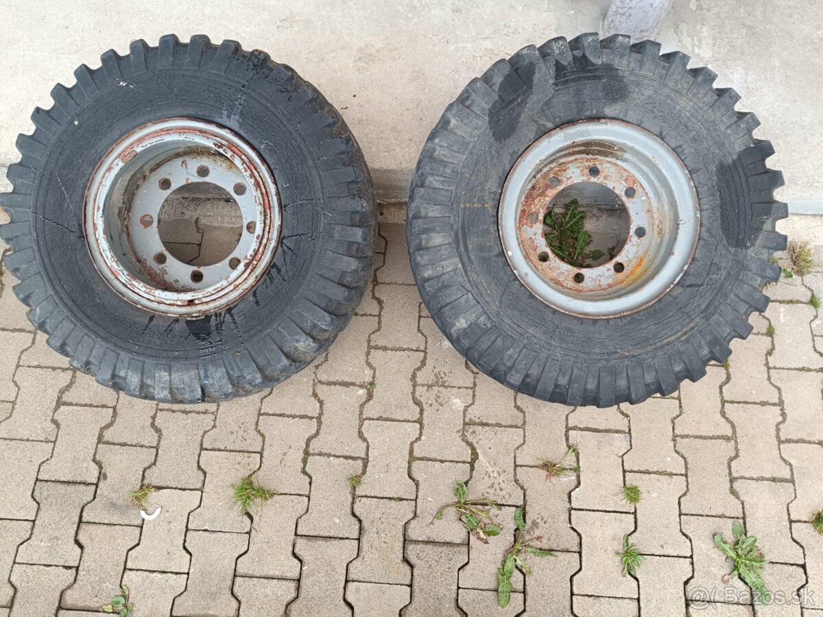 Predám kolesá na vlečku, rozmetadlo, rozmer 10,5R16