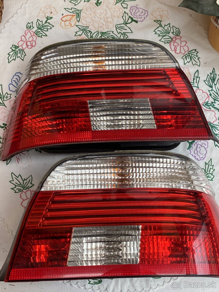 BMW e39 originál LED facelift svetlá, adaptéry, pätice