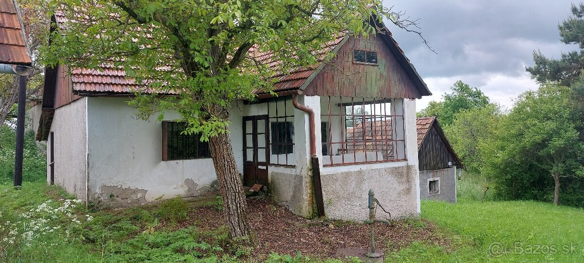 Chata s pivnicov Jalakšova