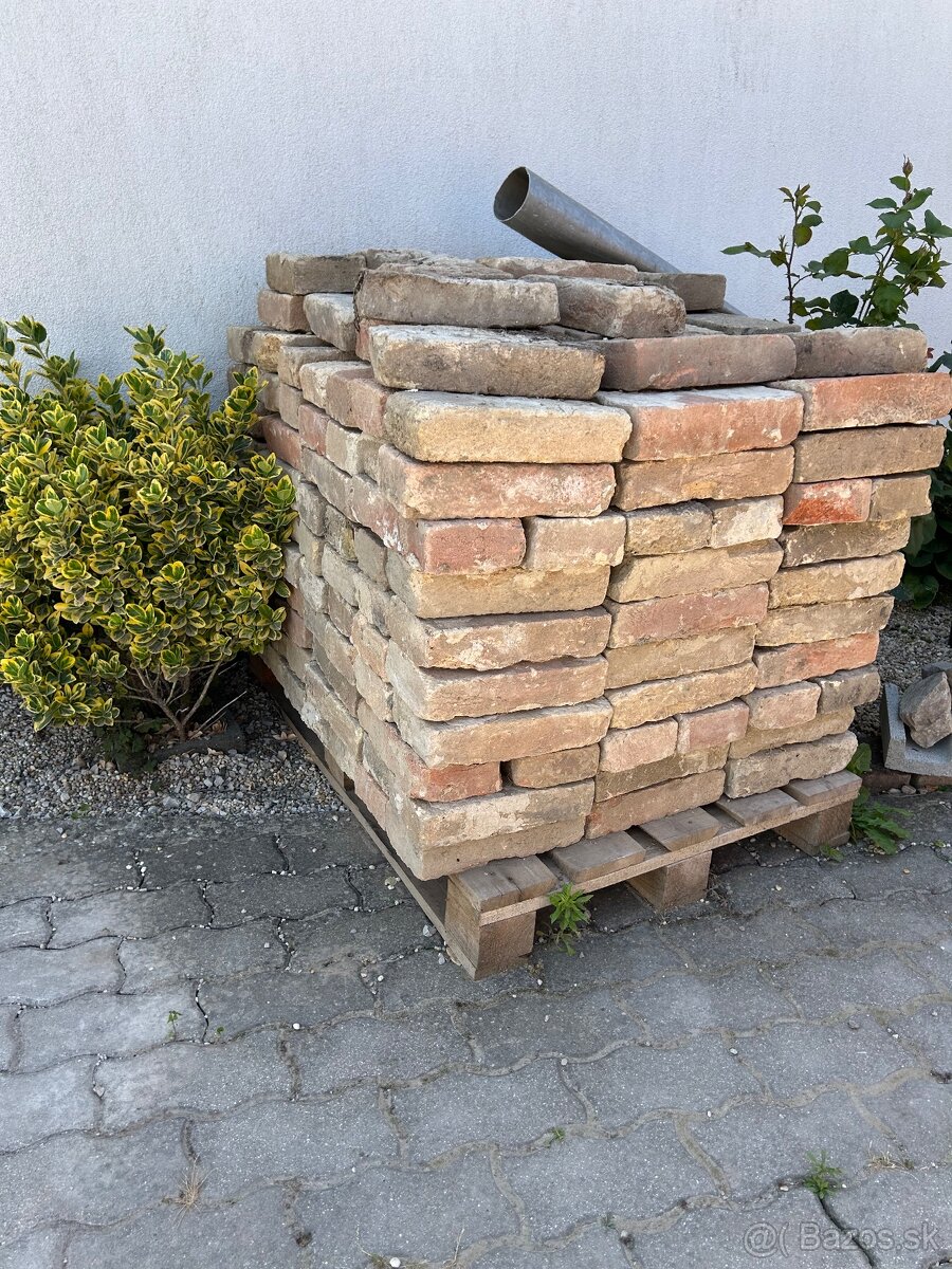 Staré tehly