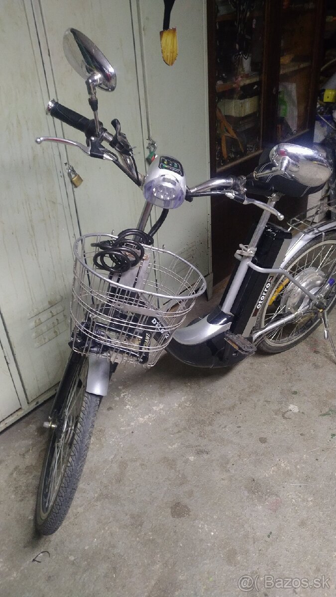 Retro elektrobicykel funkčný