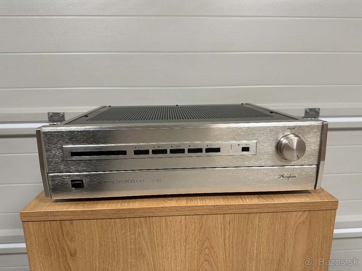 Predám Accuphase C-222