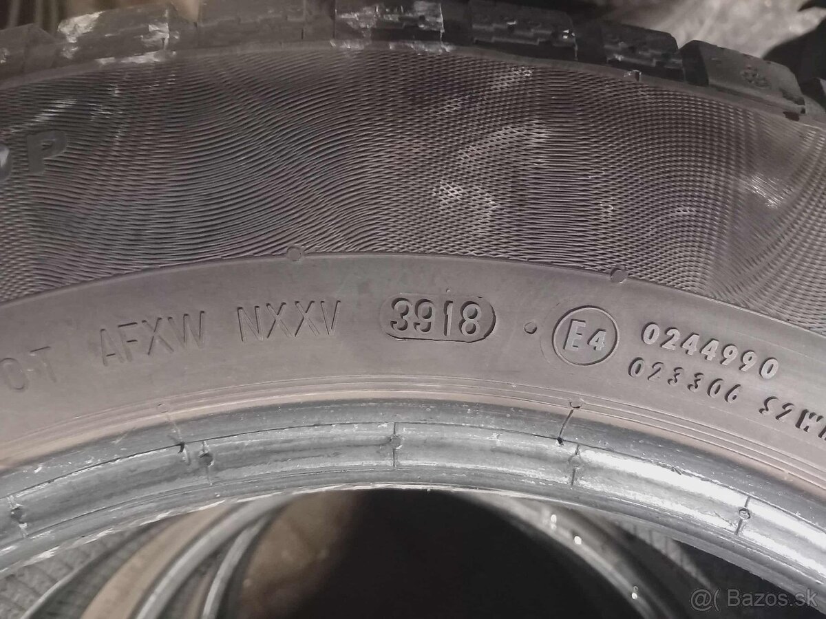 Pneumatiky zimné 4ks - CONTINENTAL 205/60/R16