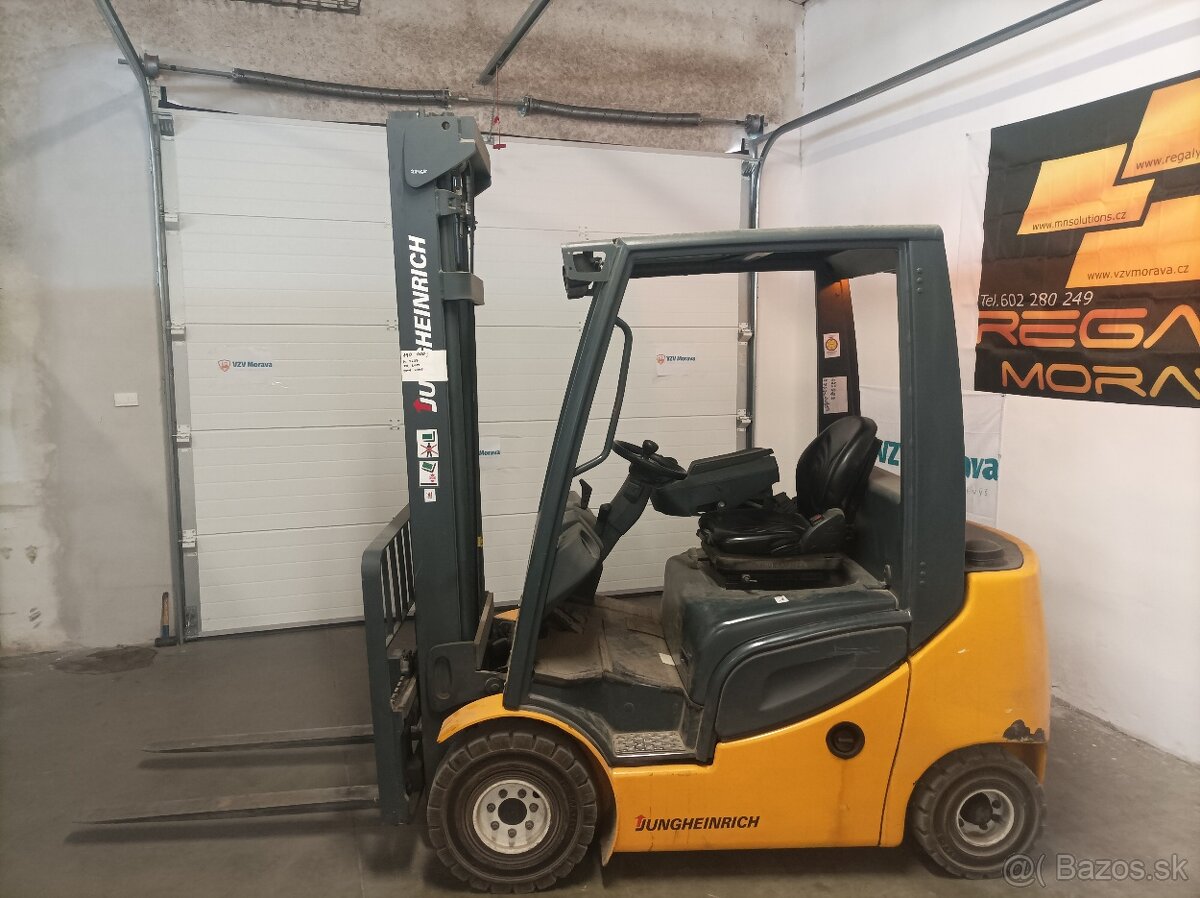 Vysokozdvižný vozík JungHeinrich spalovací