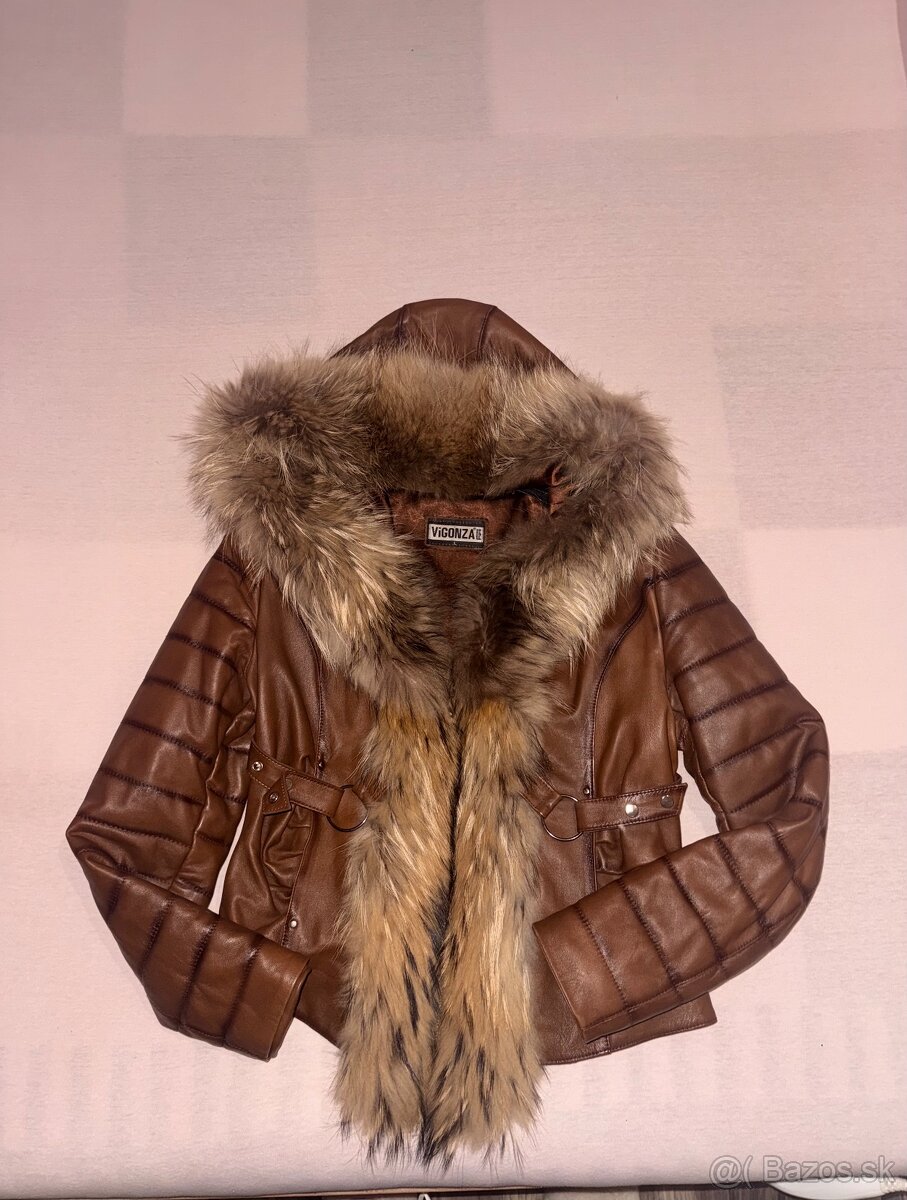 Kozená bunda s pravou kozusinou