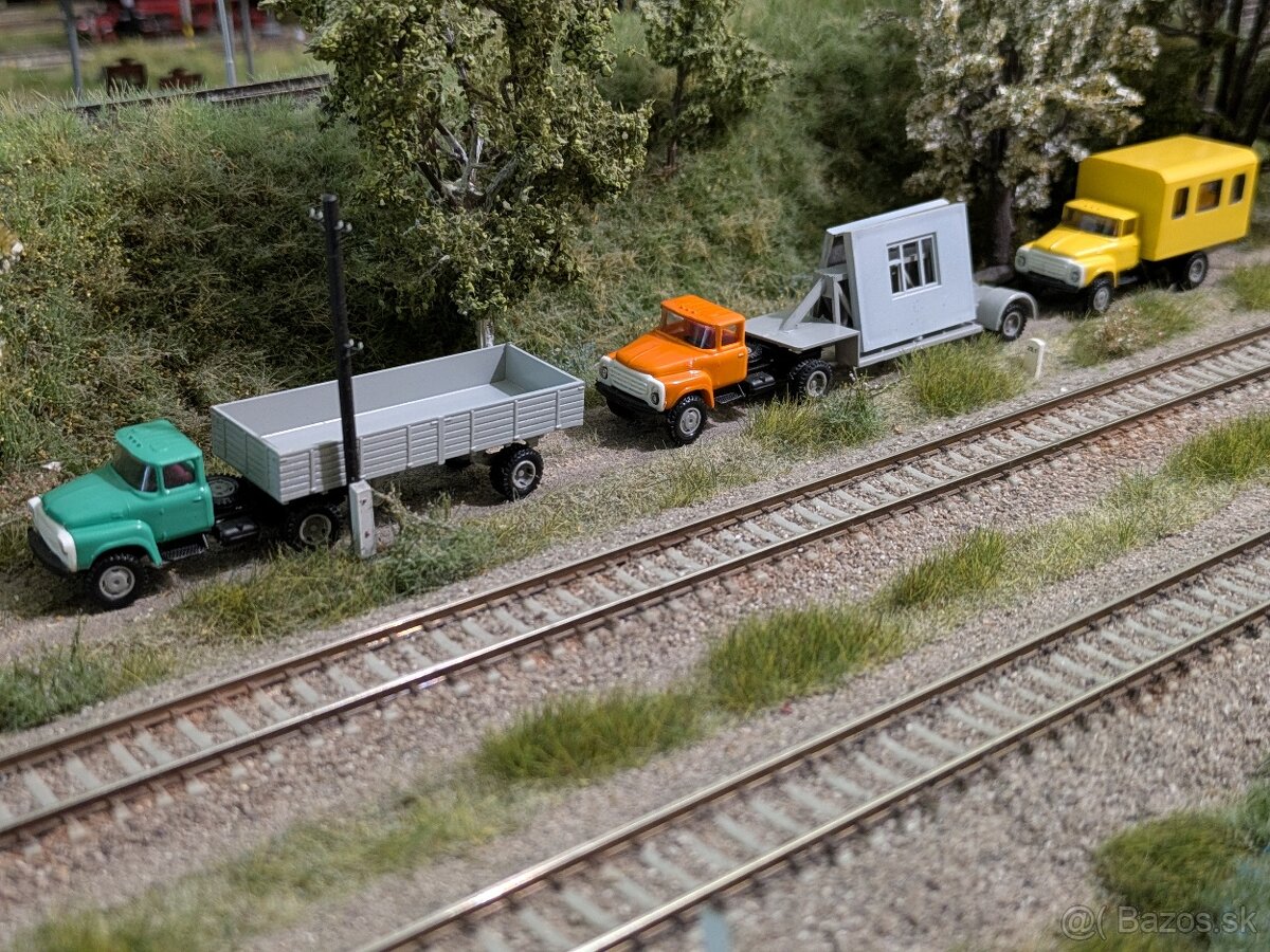 Na modelovú železnicu TT1:120 autíčka Zil