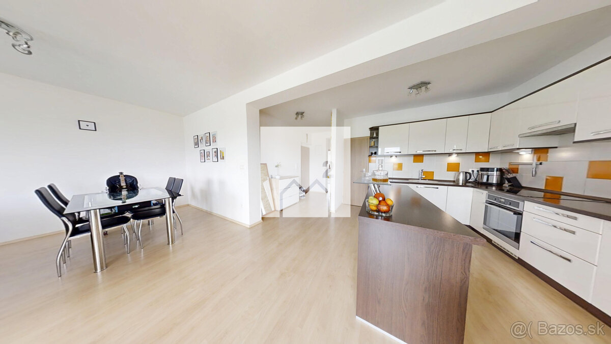 4-izb. byt s veľkou terasou, park. miesto a garáž v cene