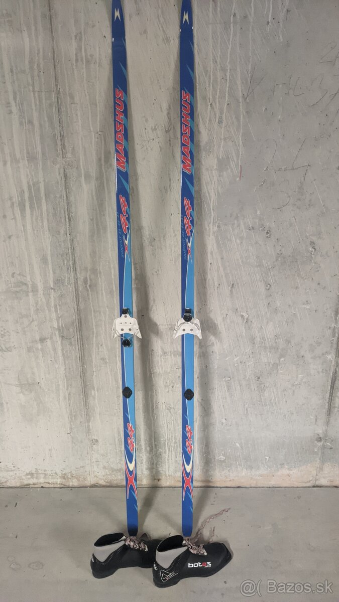 Predam lyze zn. MADSHUS