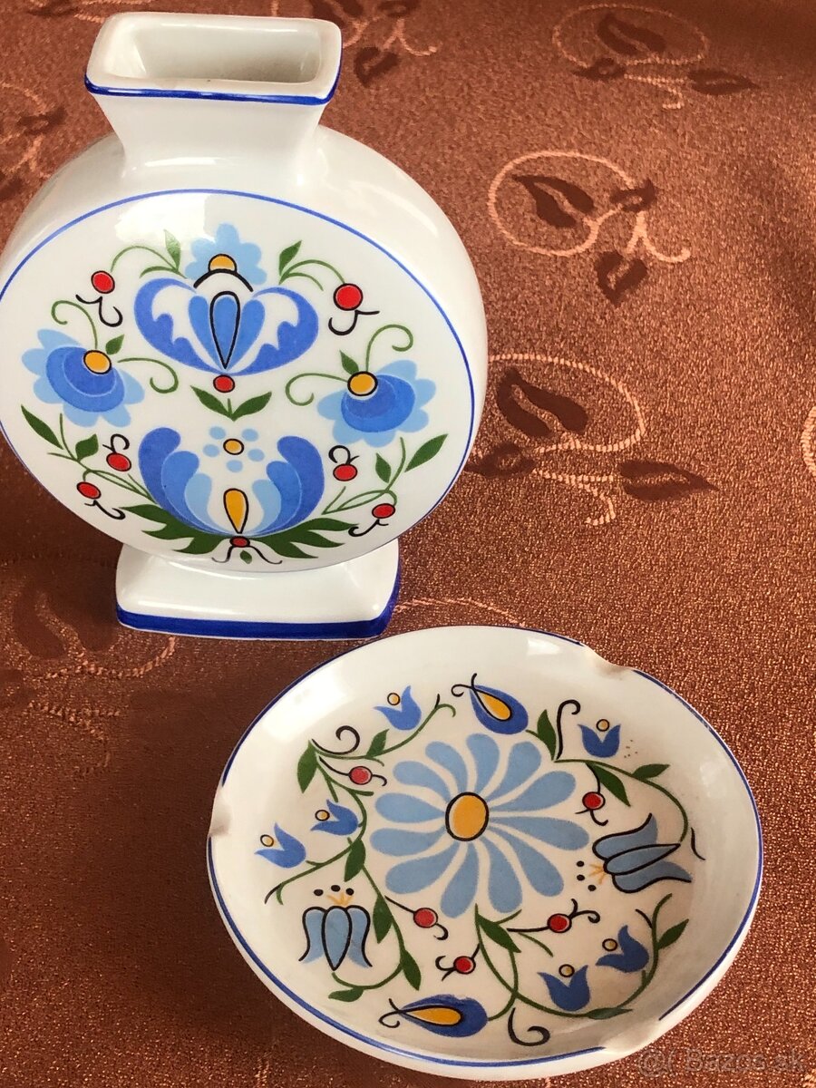 Vázička s popolníkom