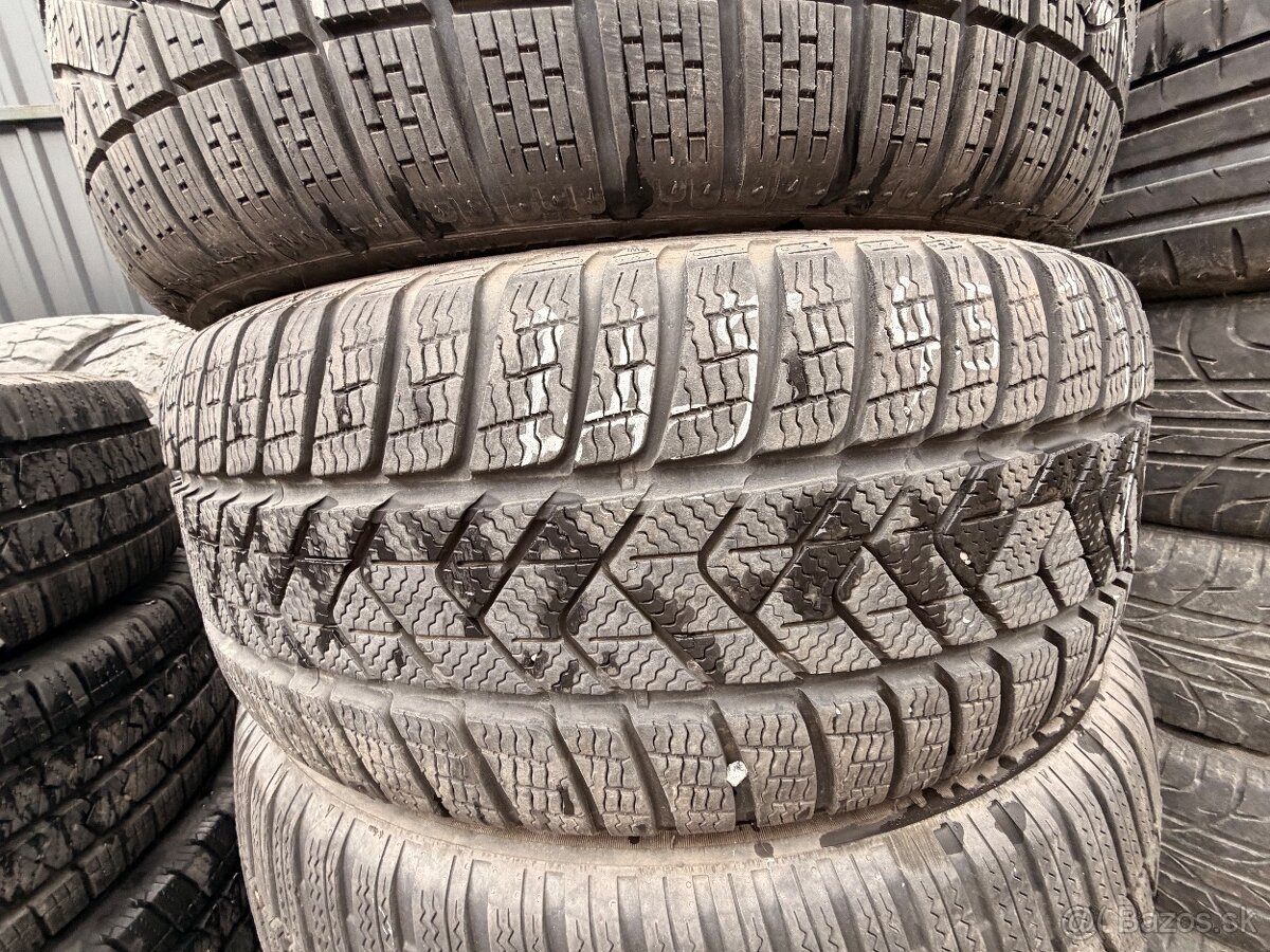 245/45 R19 Pirelli zimna