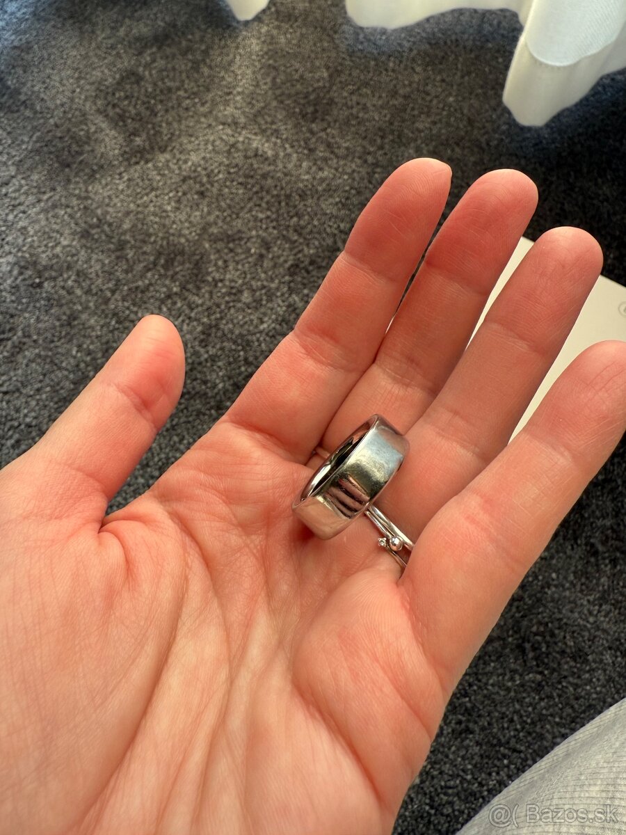 Oura Ring gen 4, size 8 (strieborny)