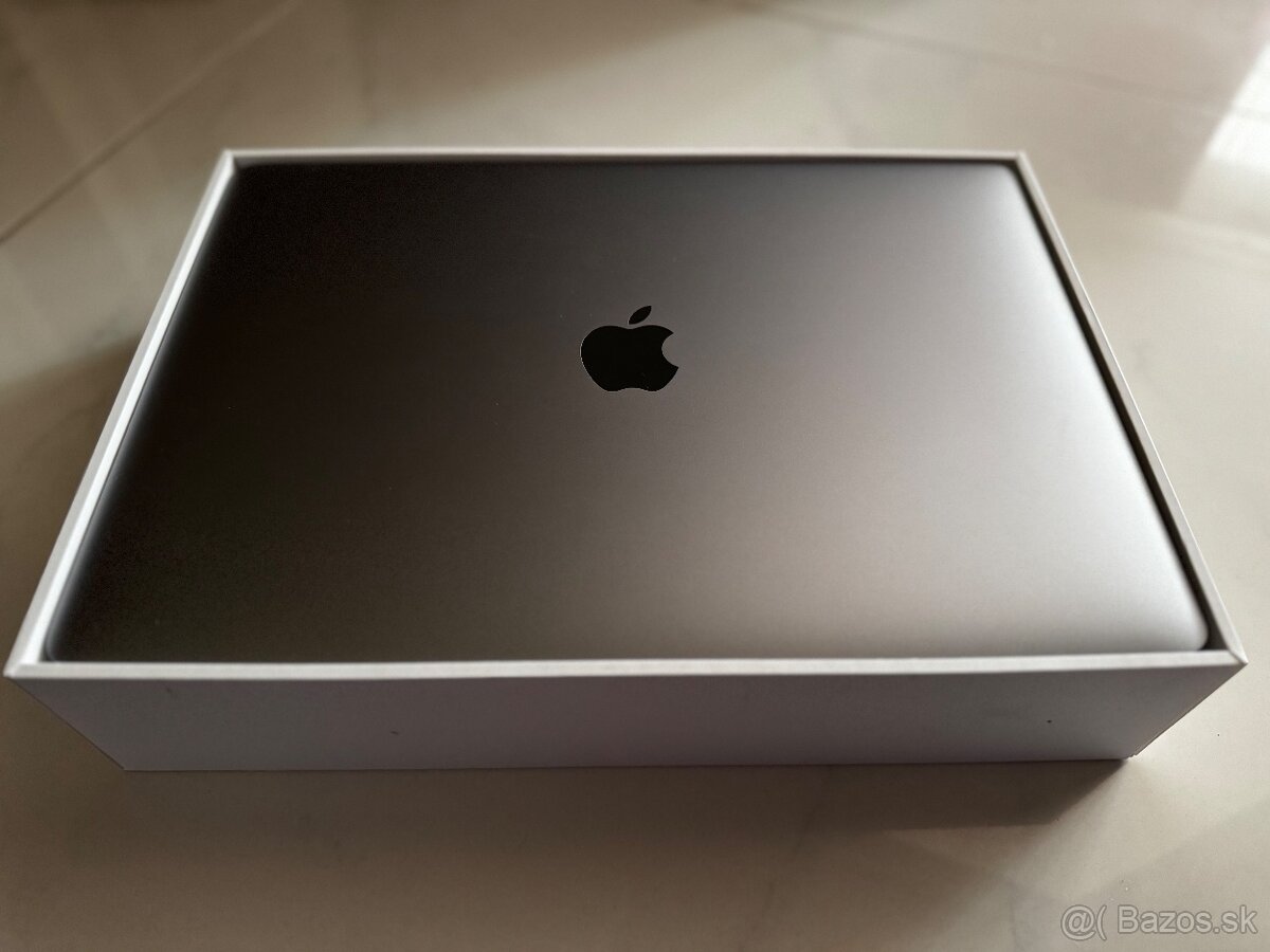 MacBook Air M1