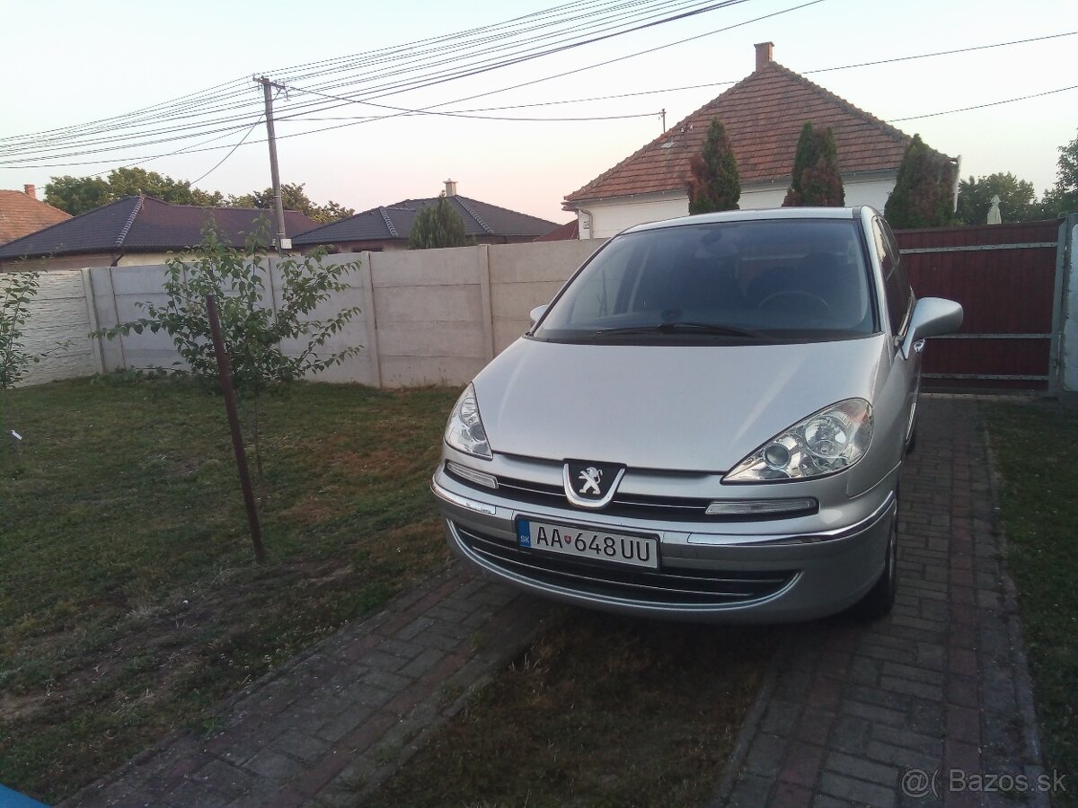Peugeot 807