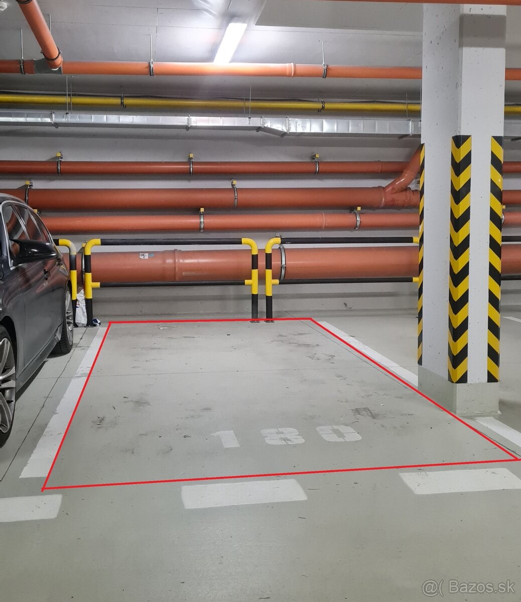 Bezpečná garáž na prenájom v BA - Dúbravka (Pri Hrubej lúke)