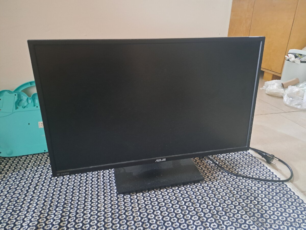 27 palcovy 4K monitor