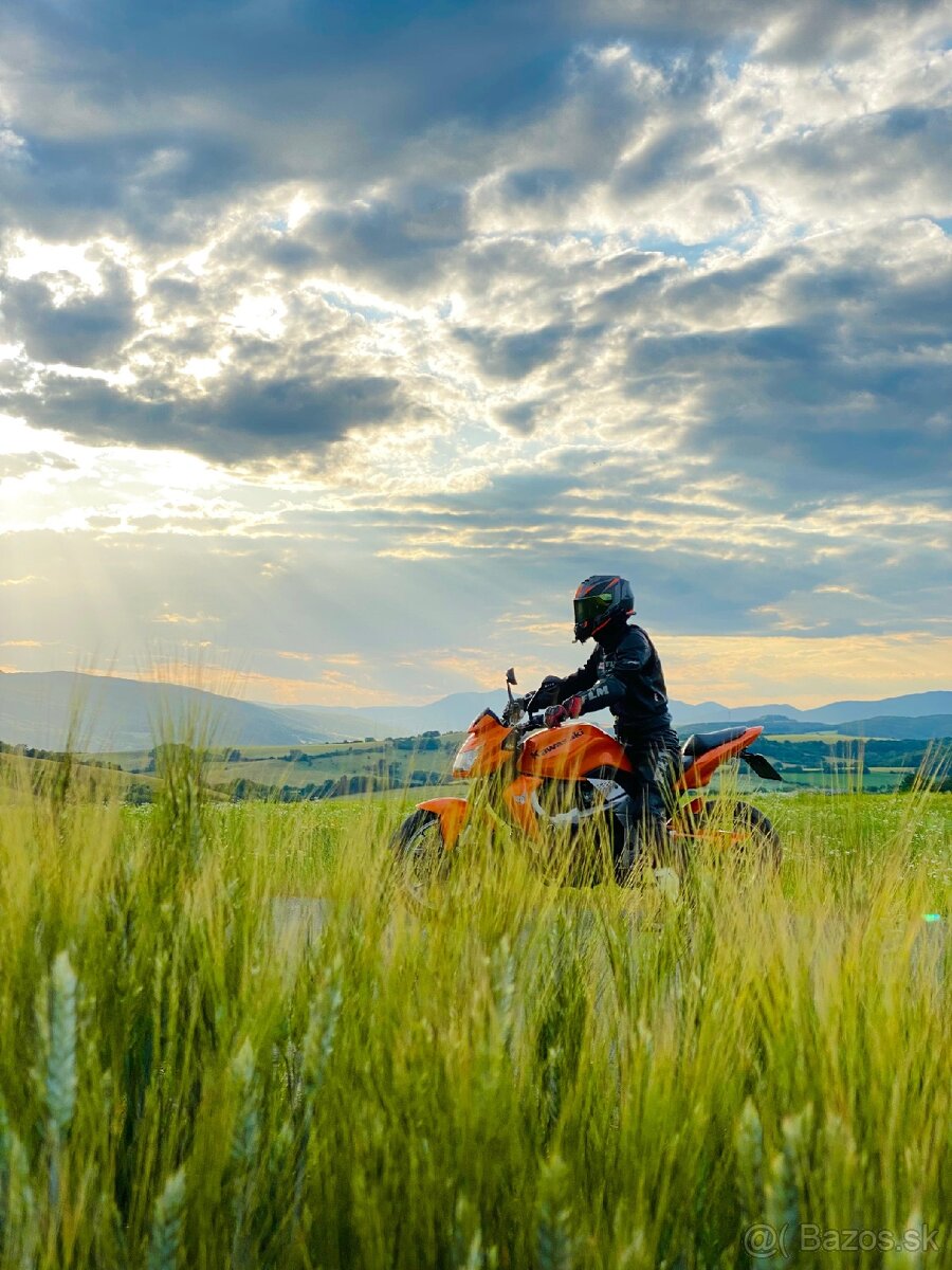 Kawasaki Z750 A2