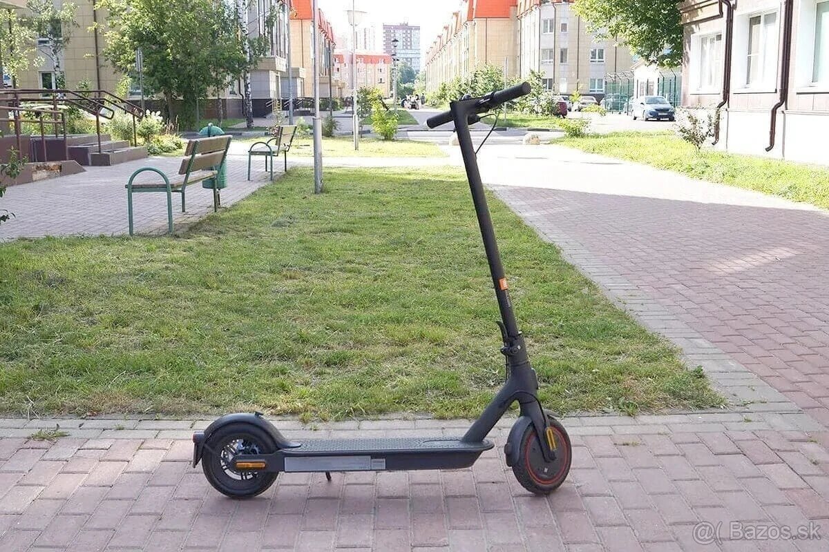 Xiaomi Mi Electric Scooter Pro 2