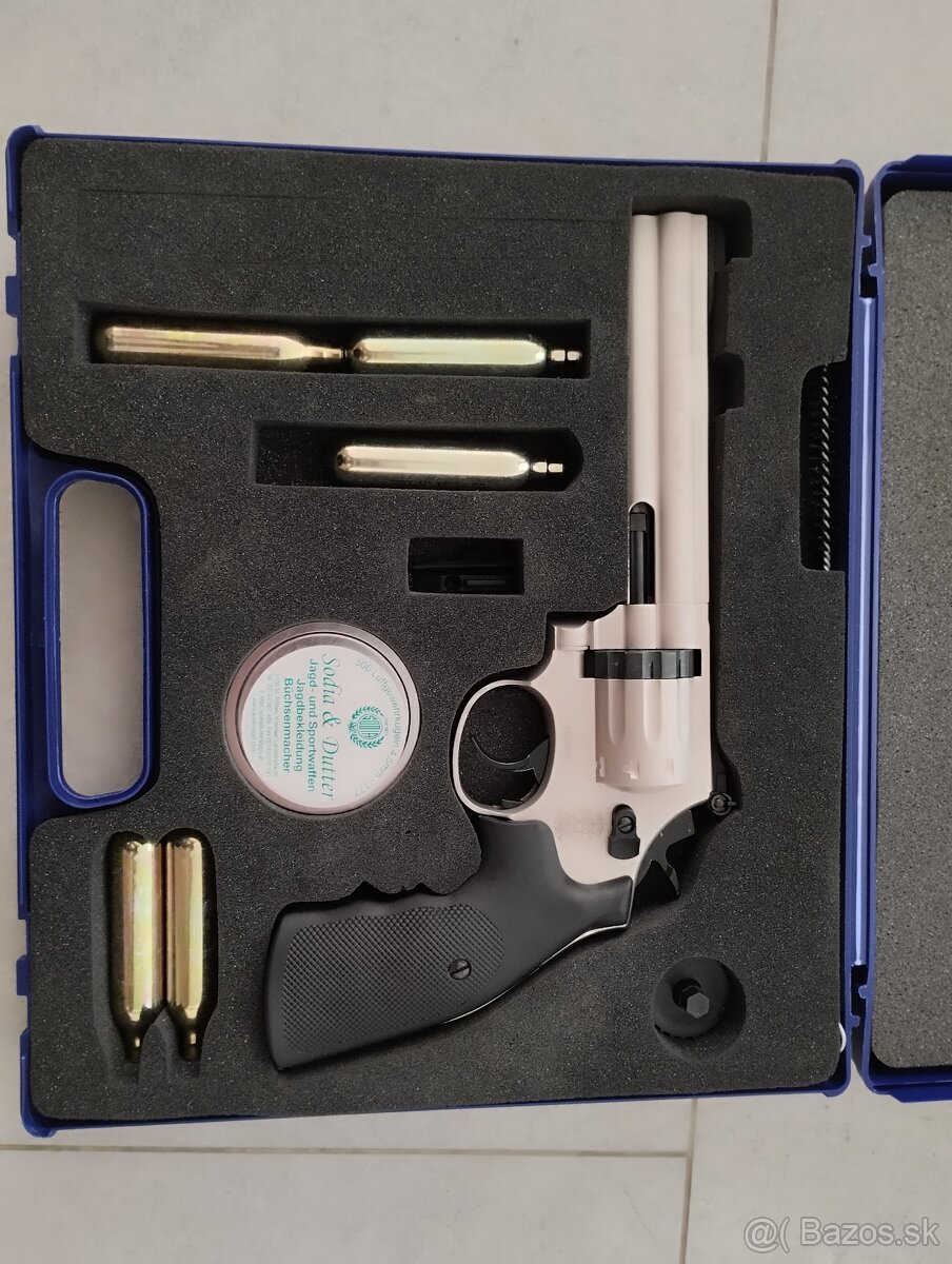 SMITH&WESSON VZDUCHOVÁ PIŠTOL 4,5mm