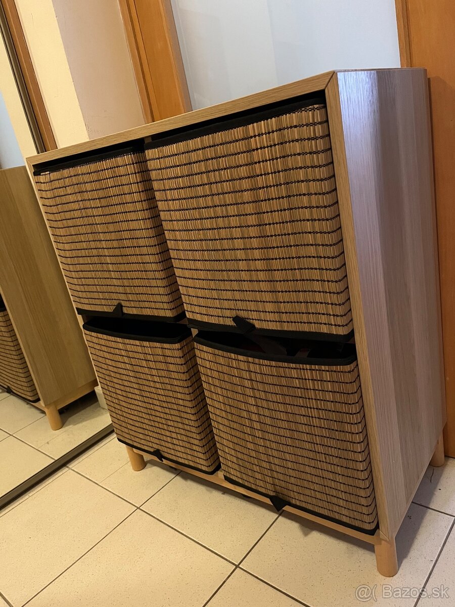 Policicý diel IKEA s úložnými boxami