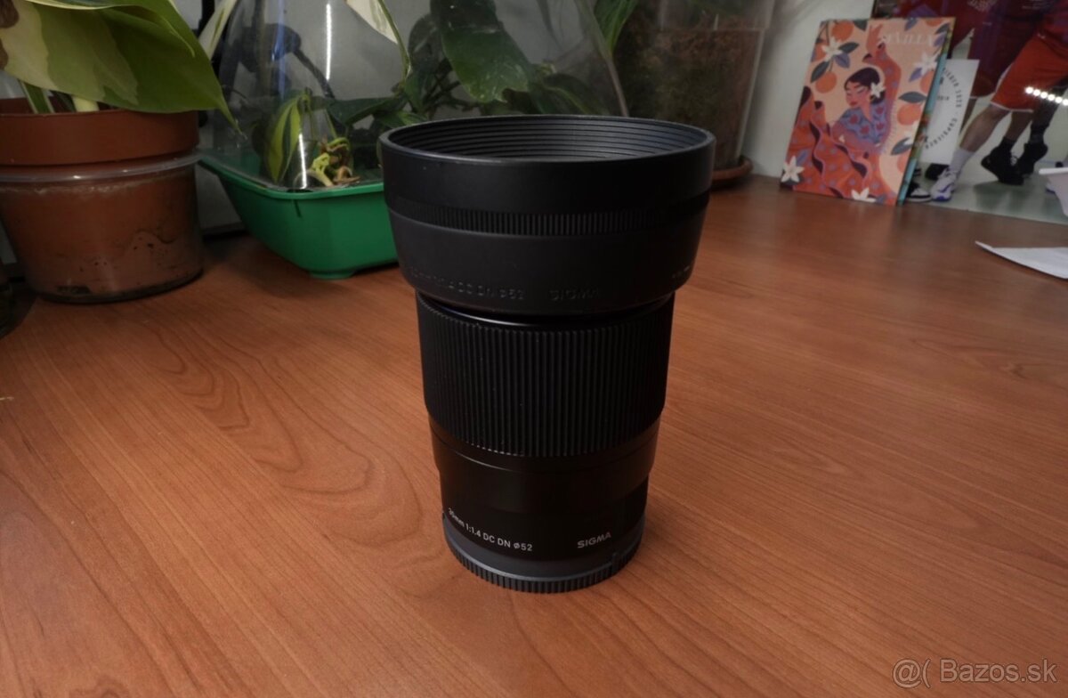 SIGMA 30mm f/1,4 DC DN Contemporary objektív (Sony E)