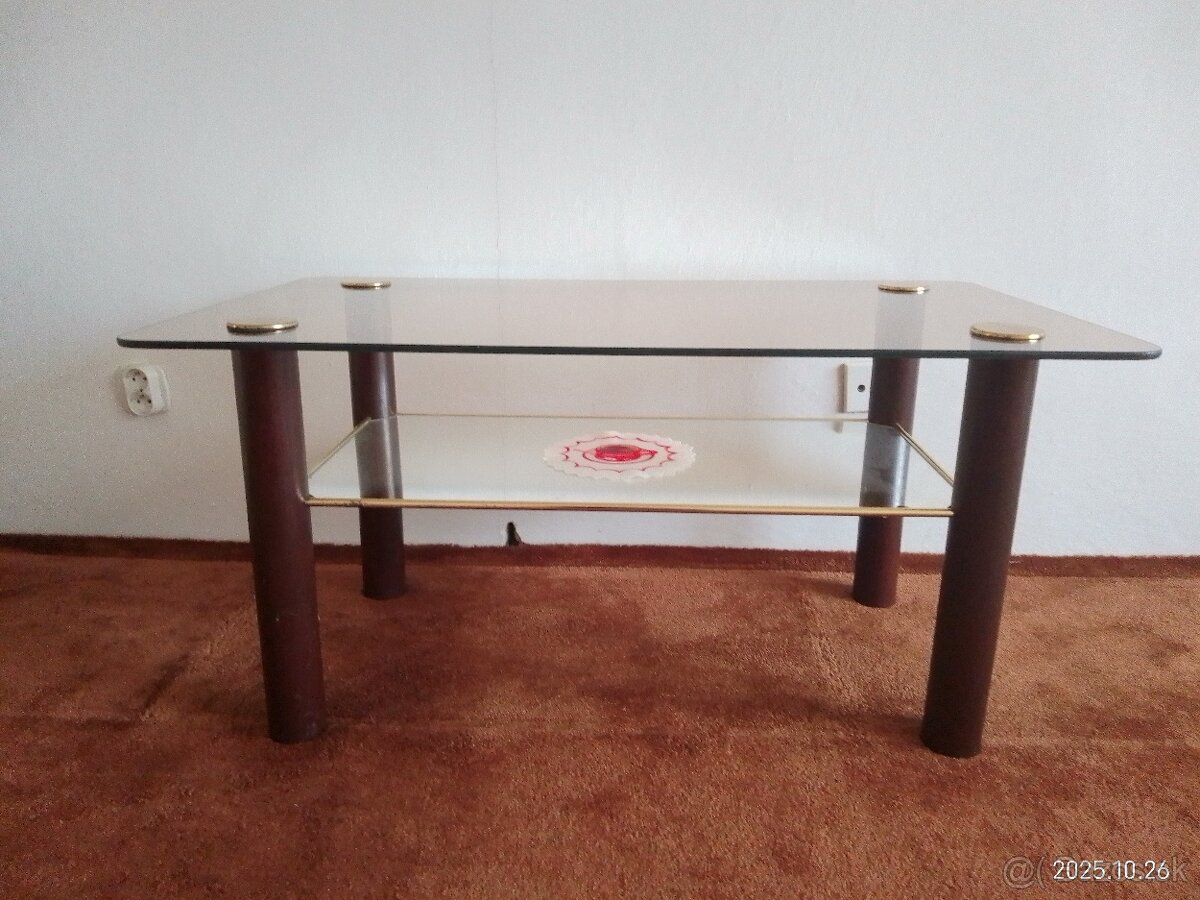 Konferenčný stolík