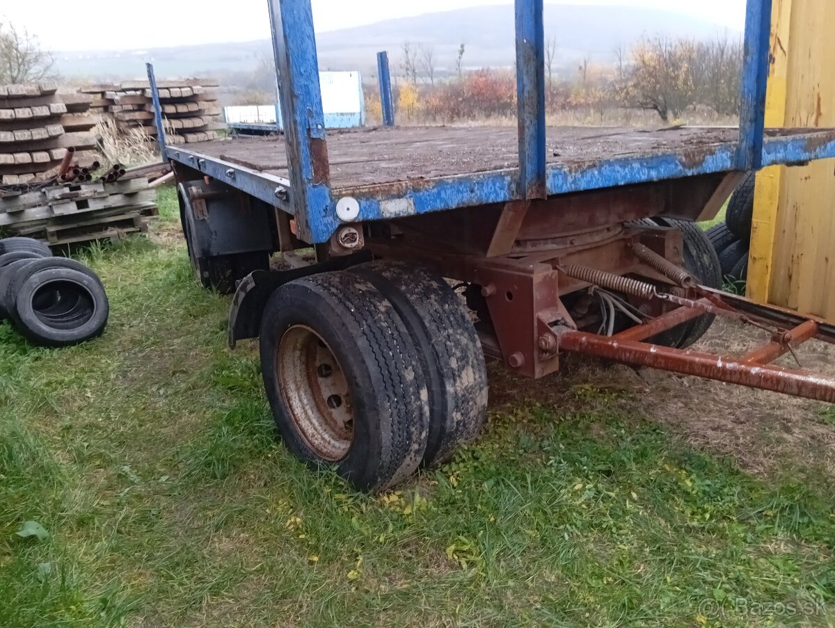 Prives Plato Vhodne pre Balíky sena slamy a pod.