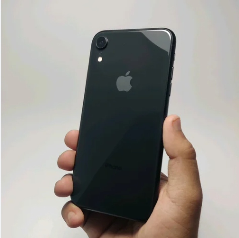 iPhone XR 128GB 100% BATERKA