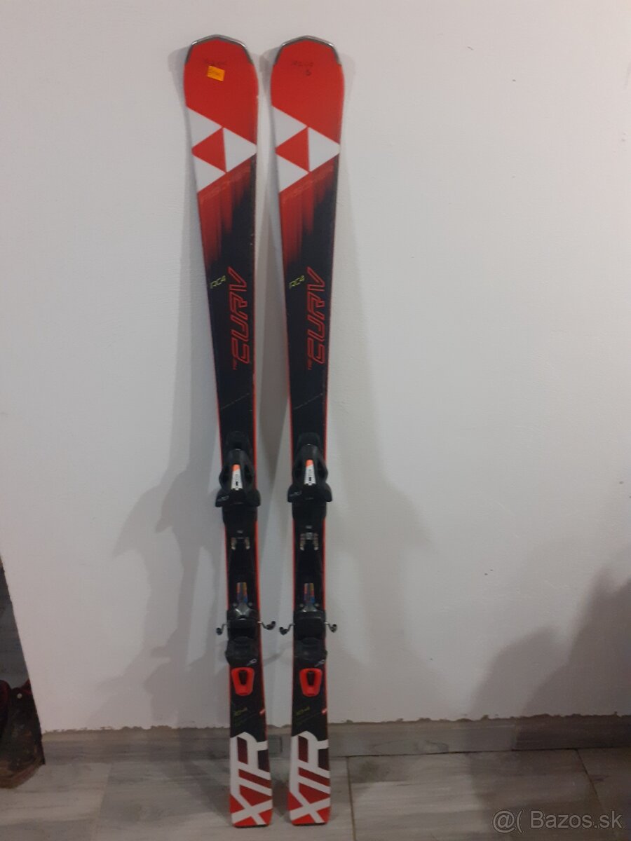 Predám lyže fischer rc4