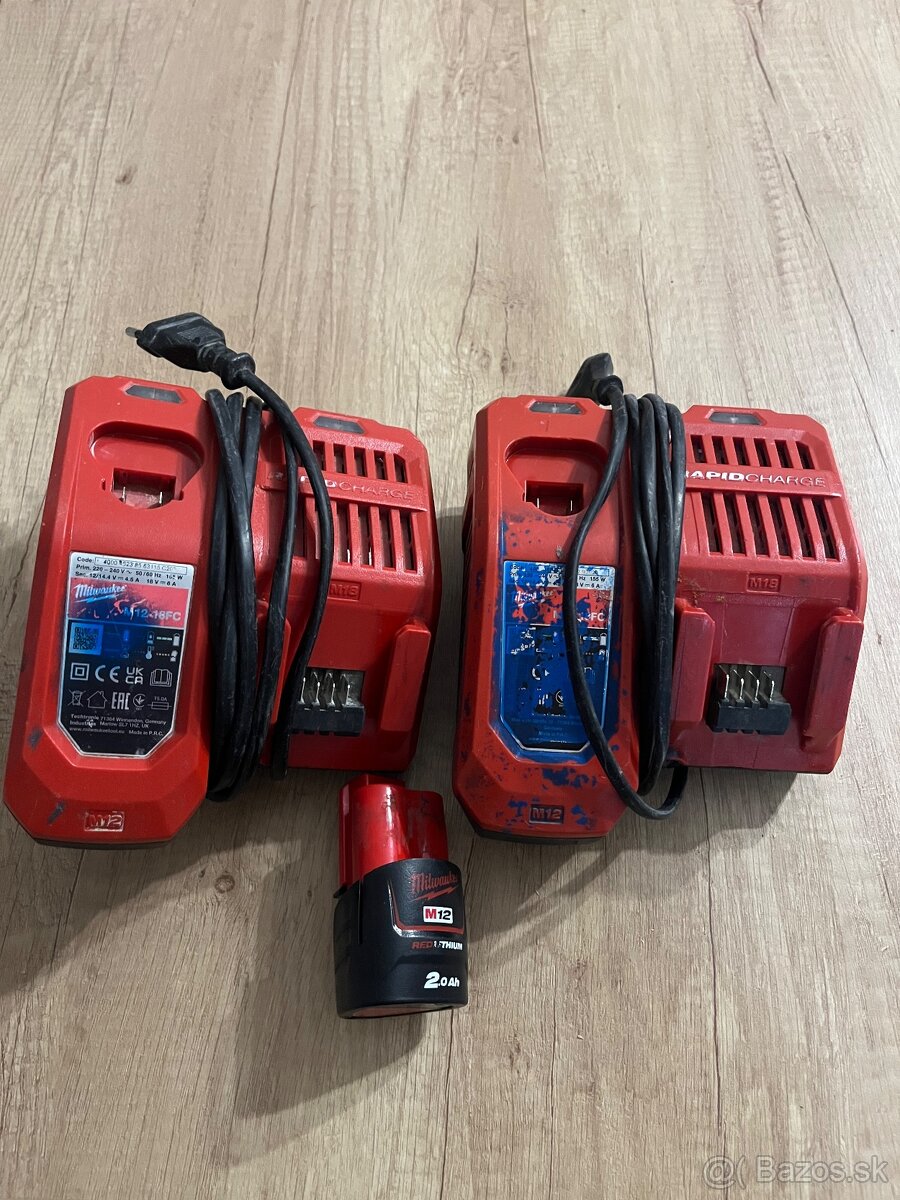 Nabíjačka Mileaukee