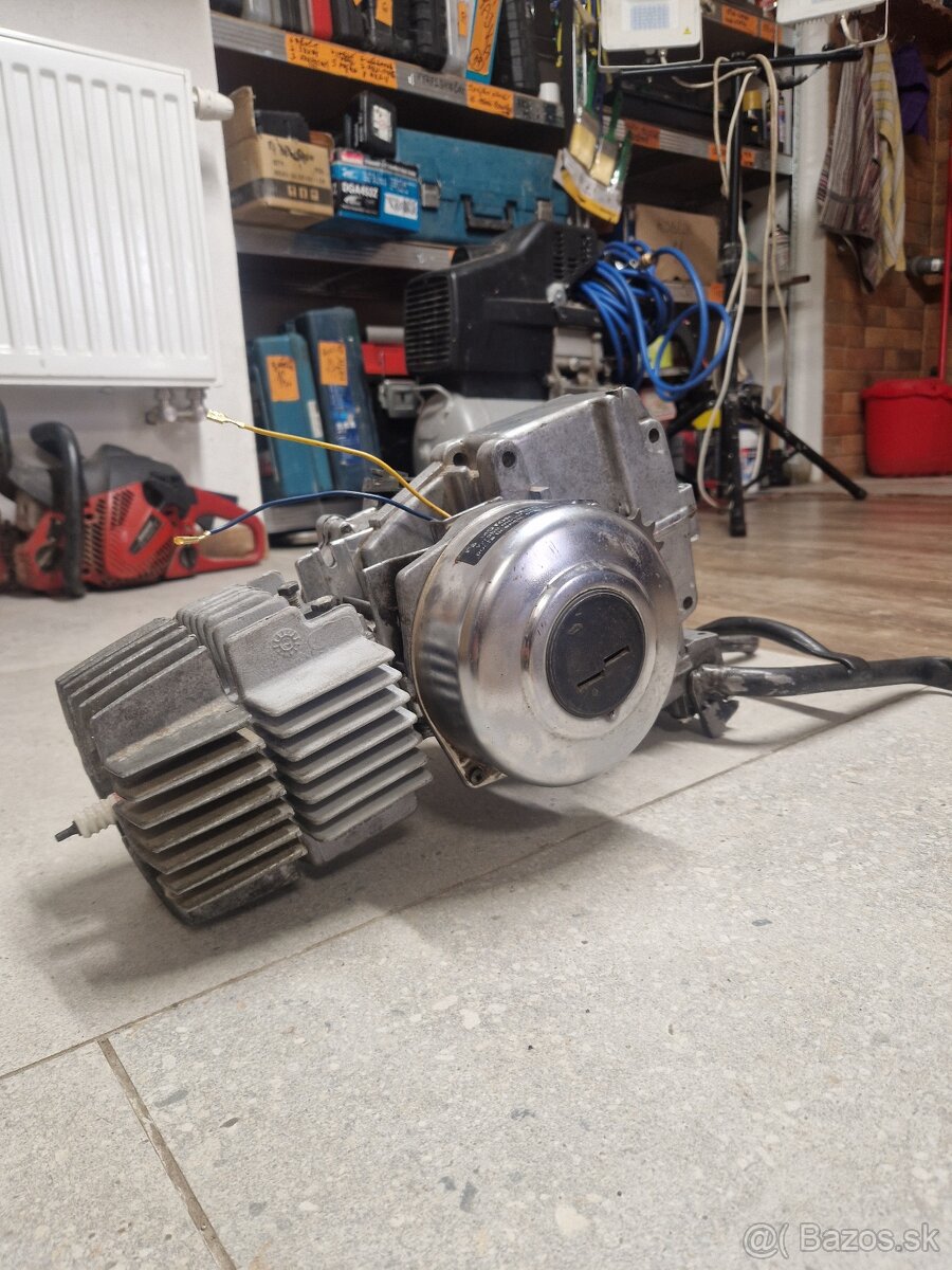 Predam motor Korado
