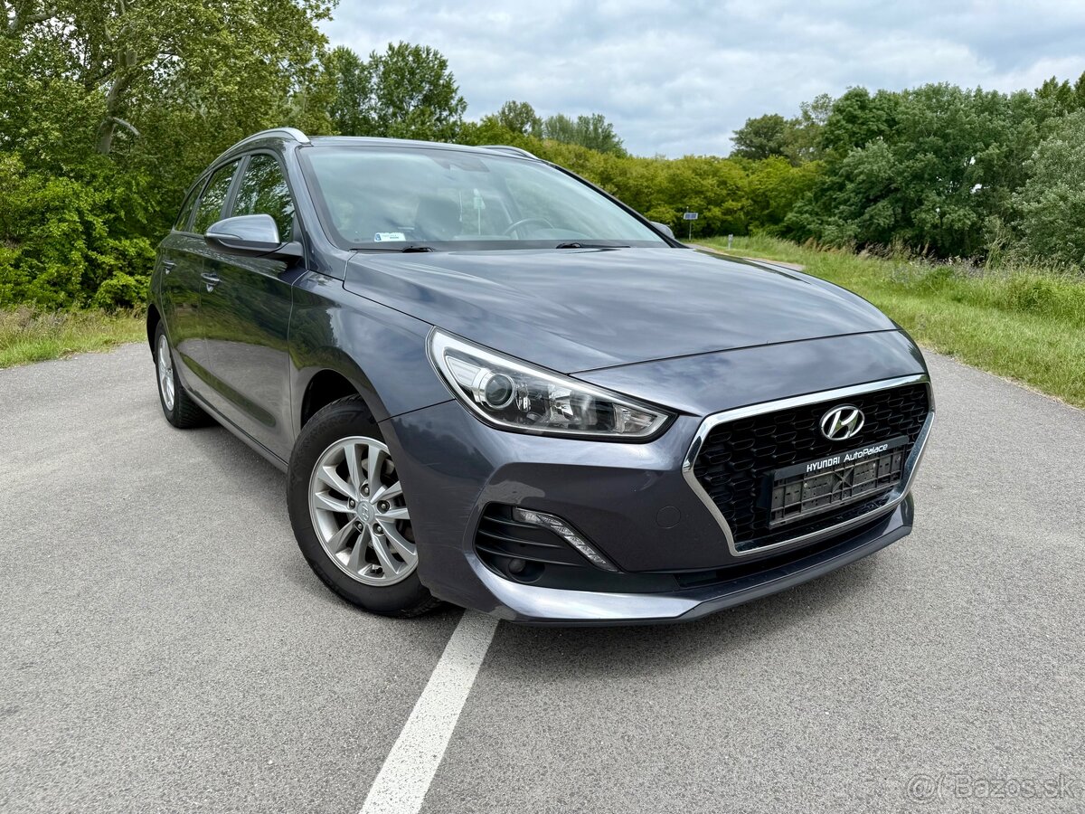 Hyundai i30 combi family