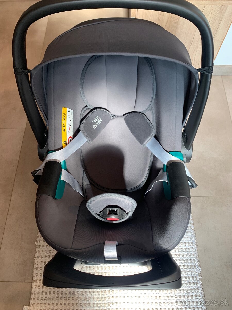 Vajíčko / Autosedačka / Podstavec Britax Römer (Baby Safe)