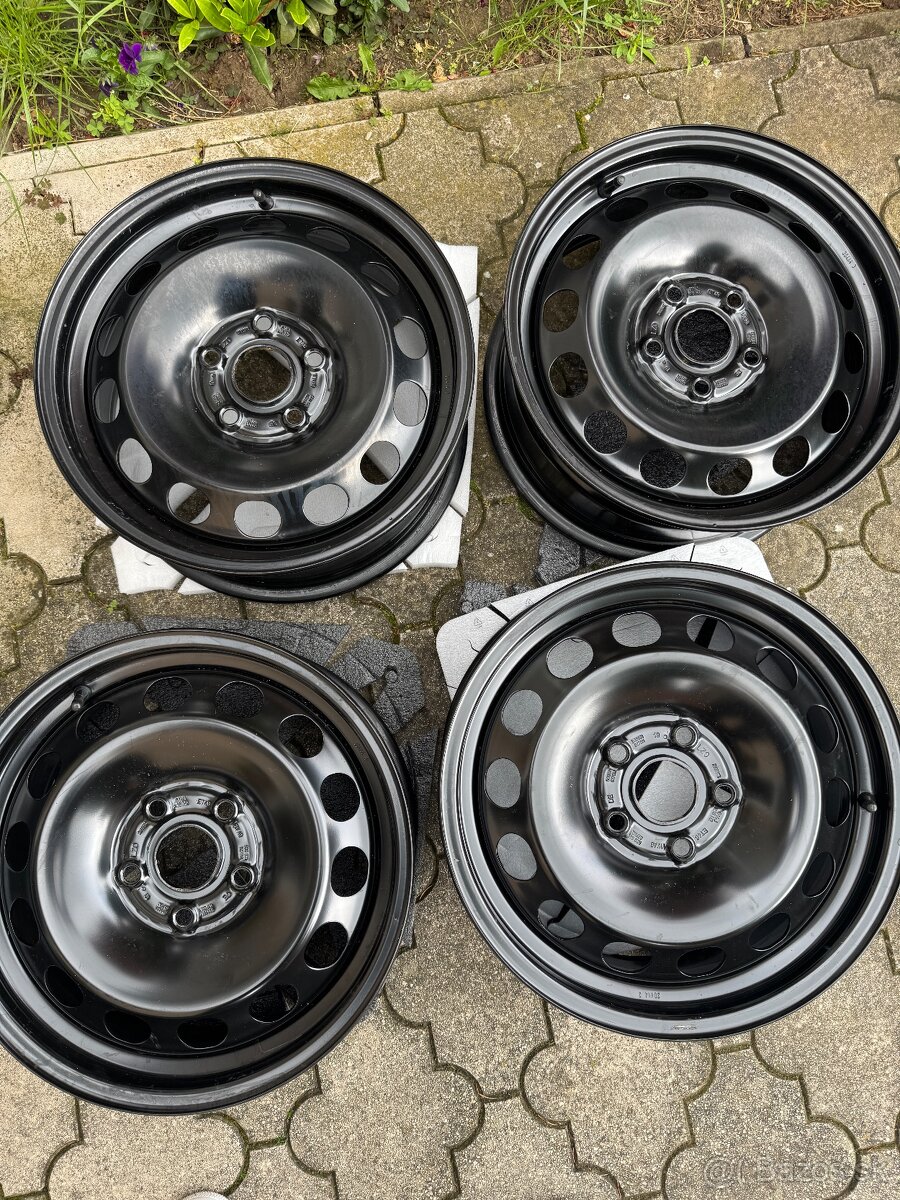 Predam plechove diksy Skoda Octavia R16