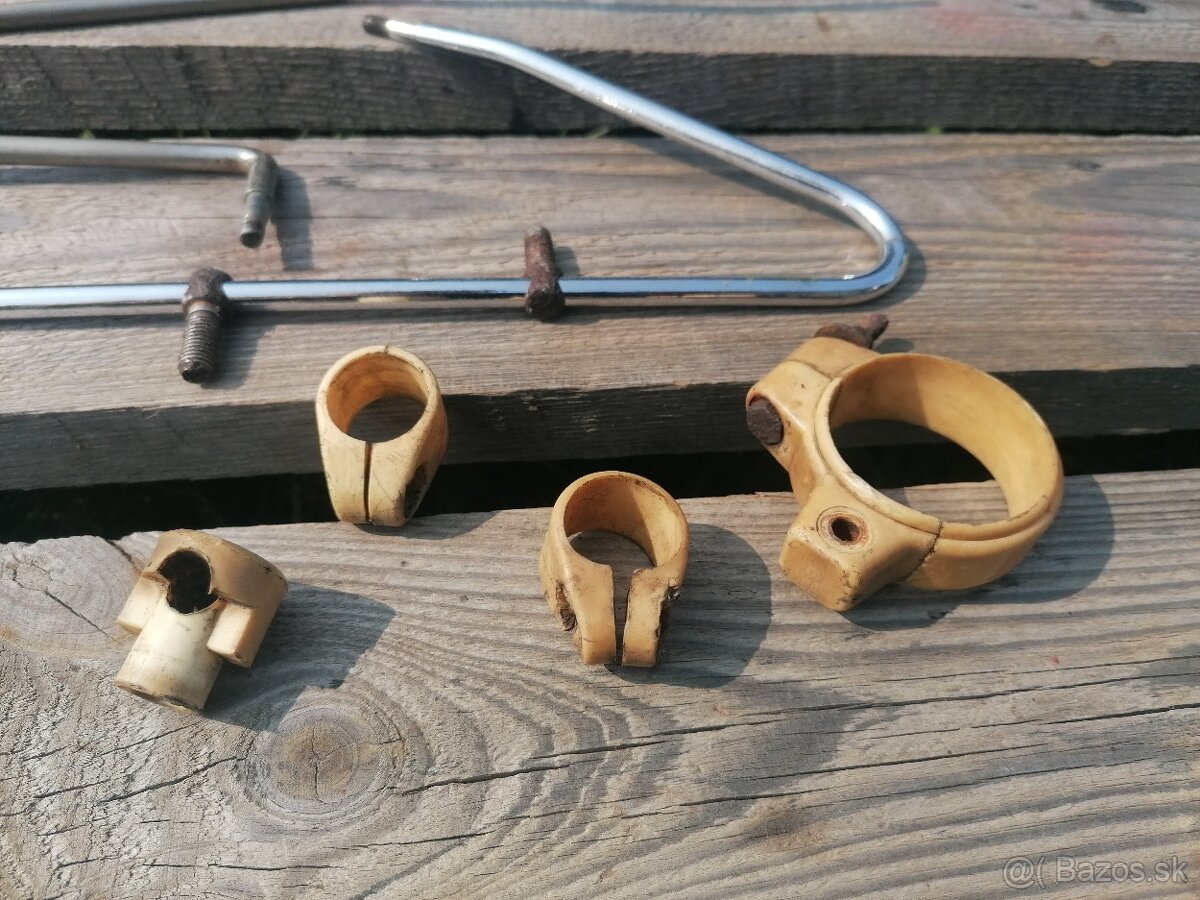 Držiaky plexiskla na Jawa, CZ, 350, 250, 175, 150, 125