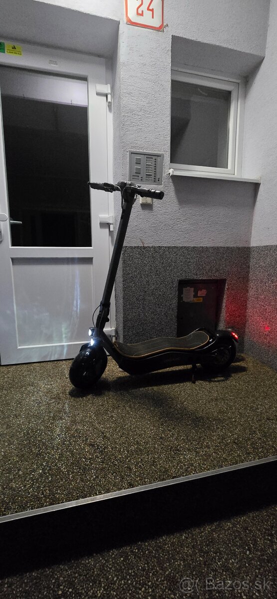 Elektrická kolobežka Cecotec