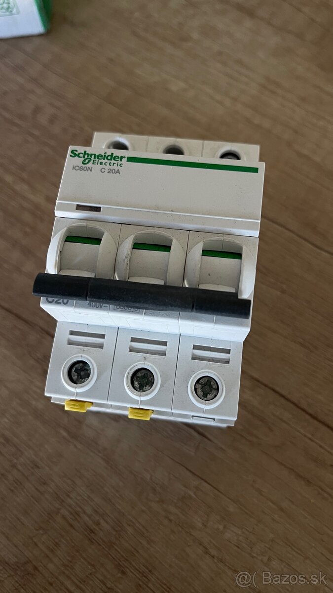 Istič iC60N - 16A/3P/C