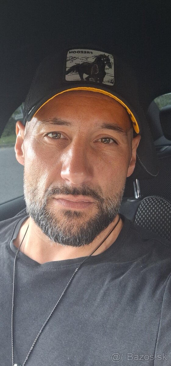 Hľadám brigádu