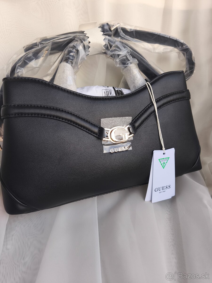 Čierna kabelka zn. Guess
