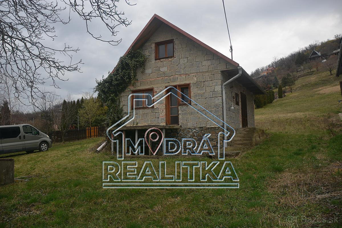 Rekreačný pozemok s chatou vo viniciach – Vinné, Zemplínska