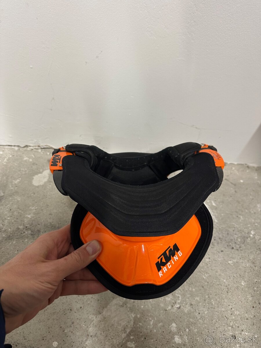 Predam NOVY krčný chránič (ochrana krku) Leatt Neck Brace