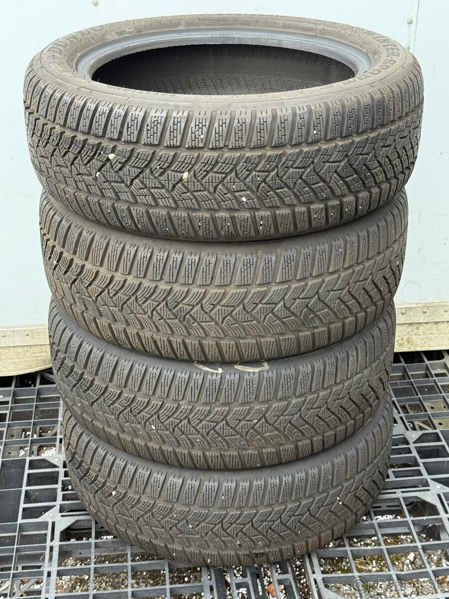 PREDÁM 4 kusy zimné pneumatiky DUNLOP 205/55 R17 95V