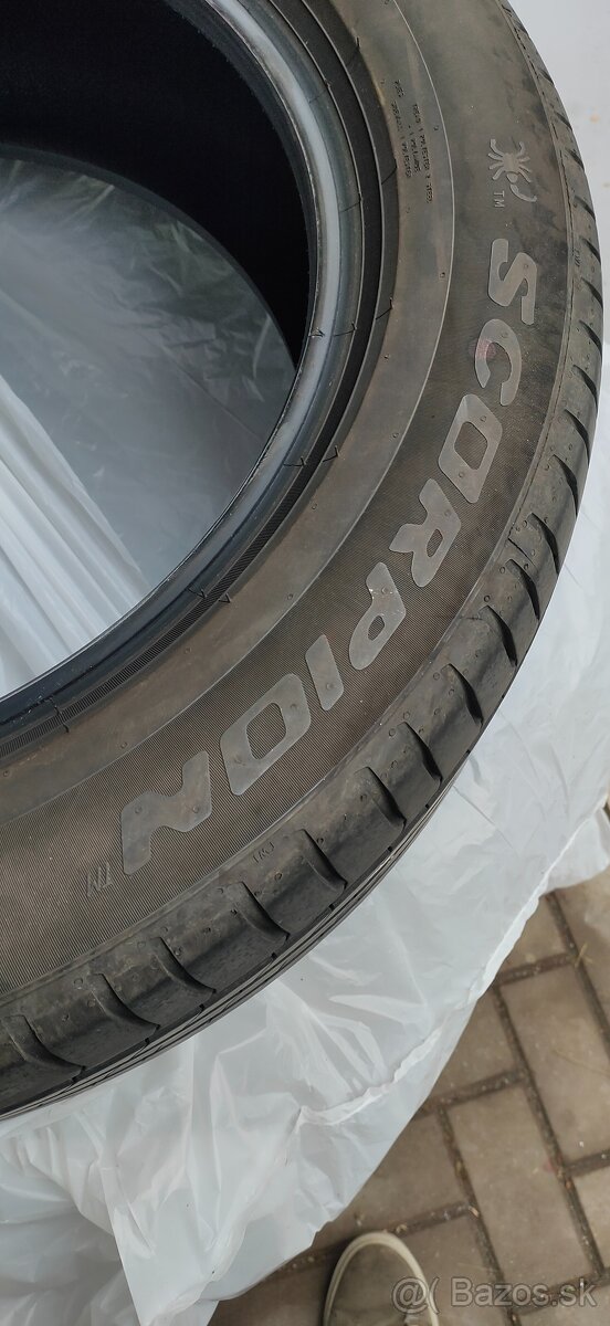 Predám 4x letné 235/55 R18 100V