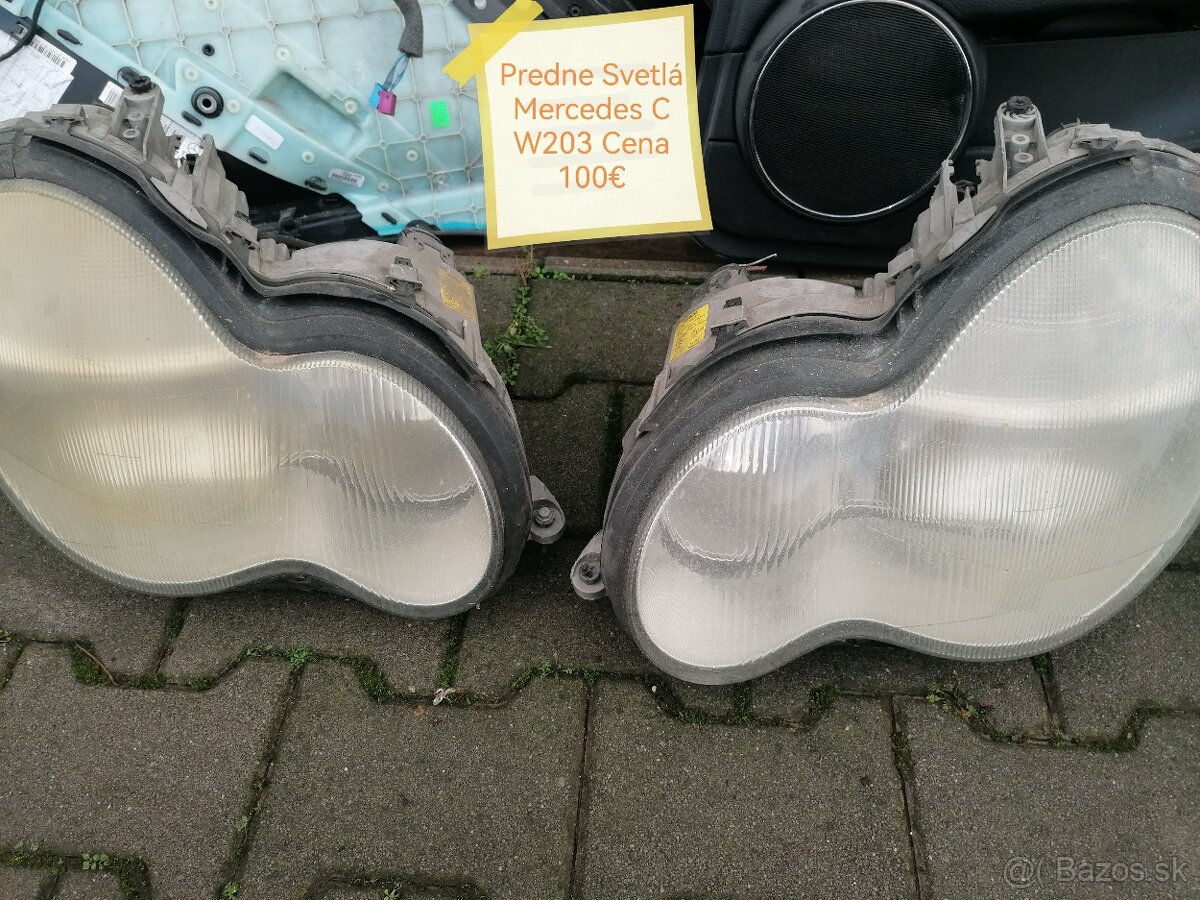 Predné svetlá Mercedes C W203 Cena 100.€