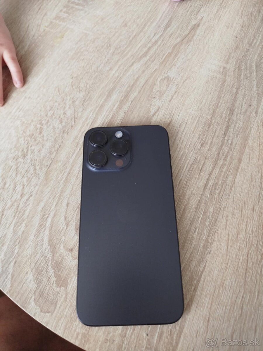 Predám iPhone 15pro max