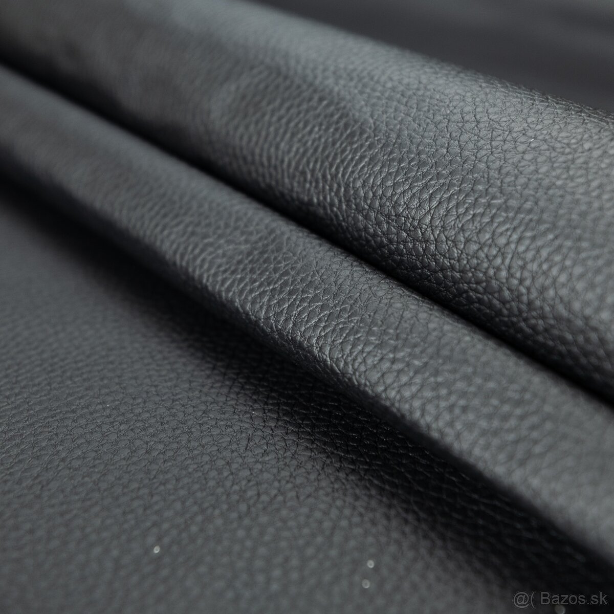 Samolepiaca koženka- čierna