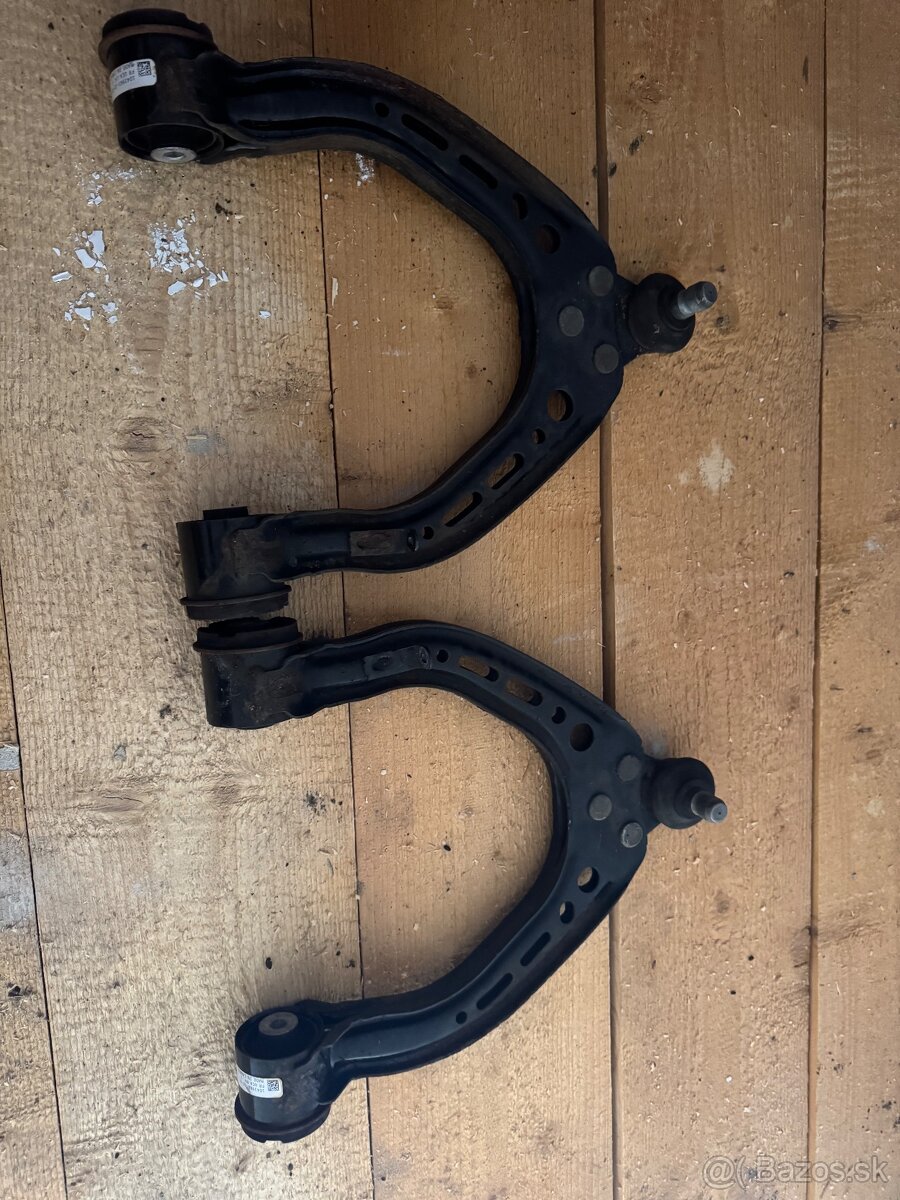 🛞 Predám ramená + tyčky stabilizátora Tesla Model S (P100D