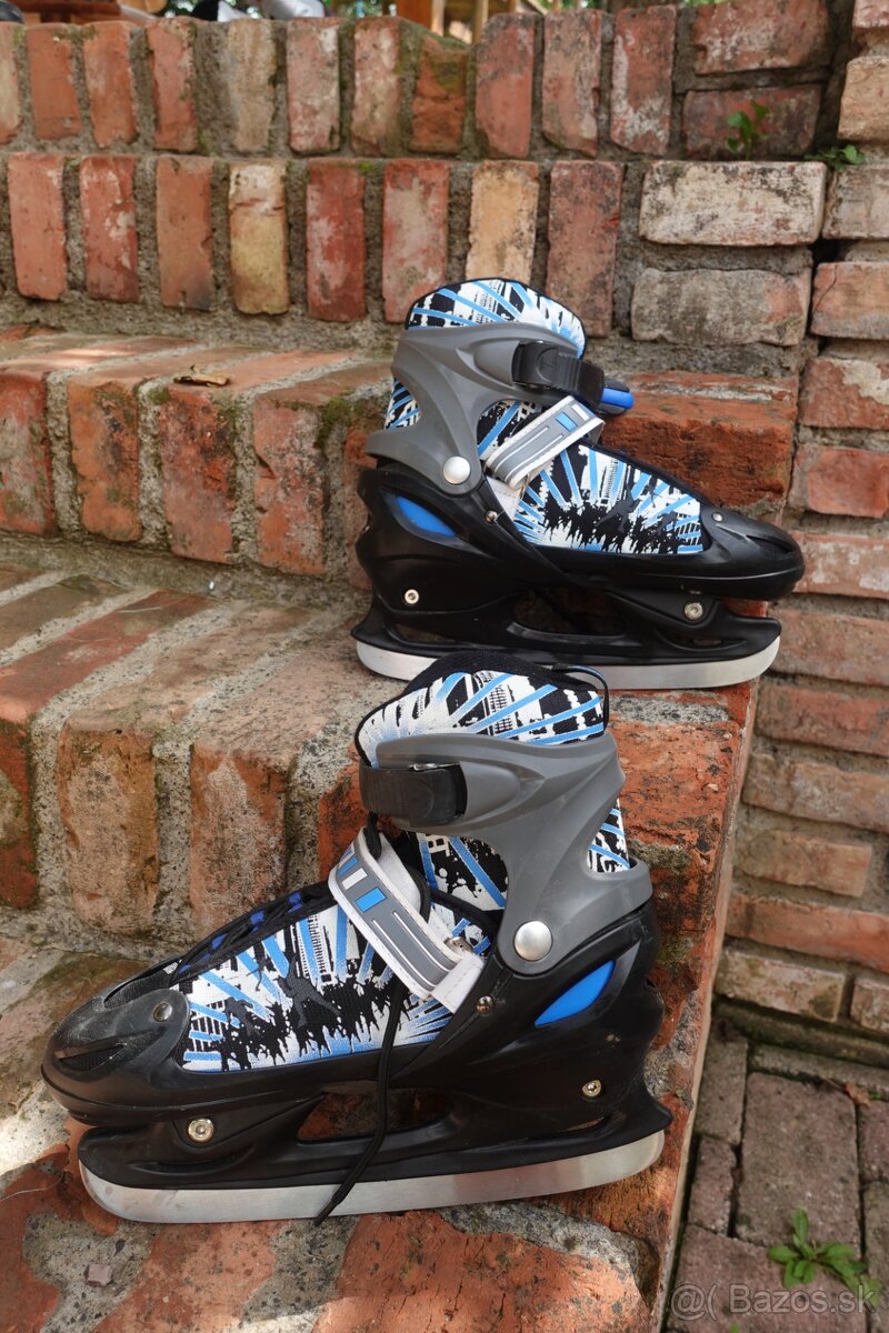 Korčule s posuvnou veľkosťou