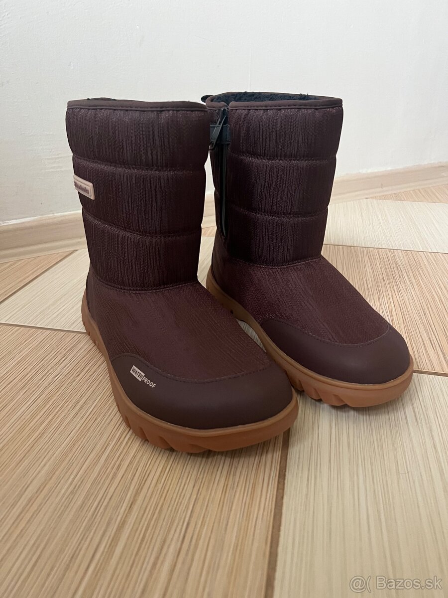 Snehule Be Lenka Barebarics 40