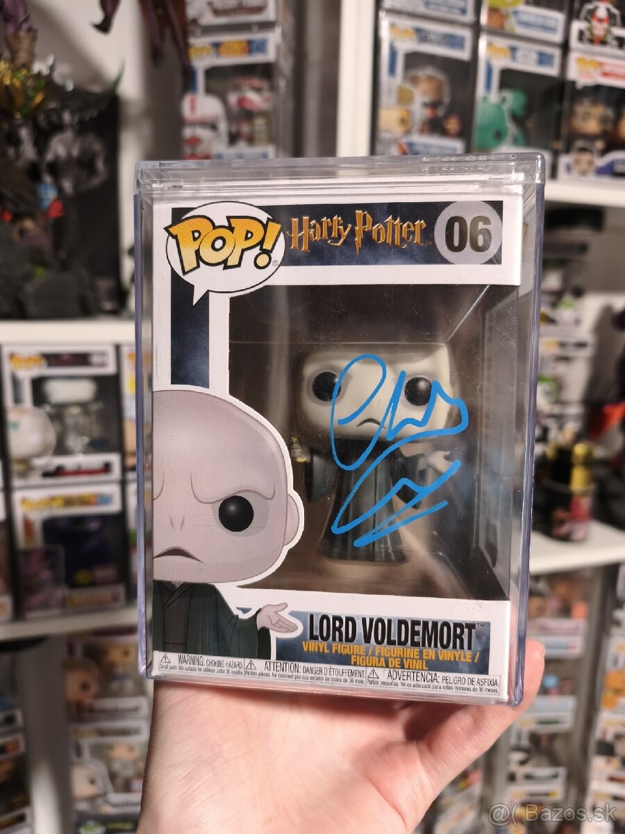 Lord Voldemort podpísaný