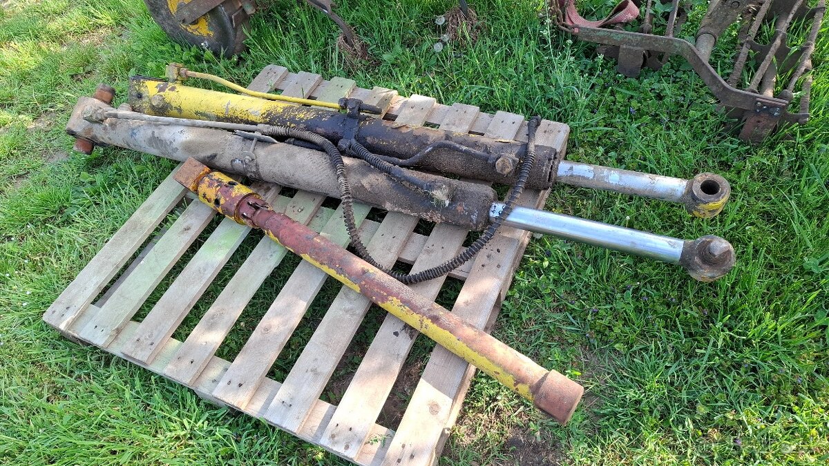 Hydraulické piesty